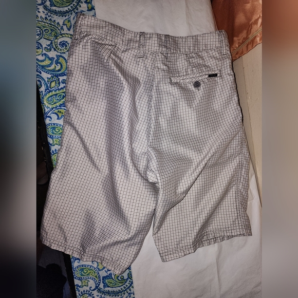 VALOR - Picture 3 of 4